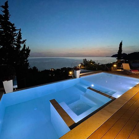 Casa Tramonto Beach View 아기오스고르디오스 외부 사진