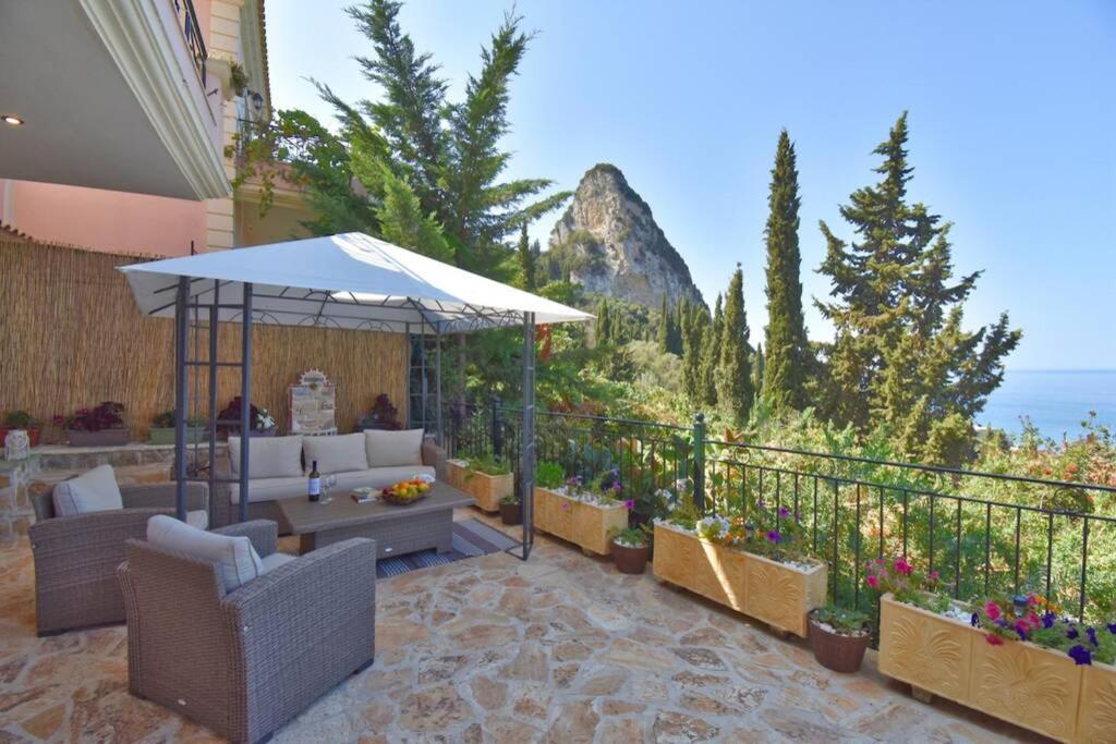 Casa Tramonto Beach View 아기오스고르디오스 외부 사진