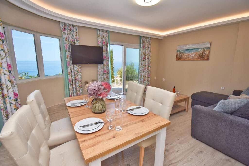 Casa Tramonto Beach View 아기오스고르디오스 외부 사진